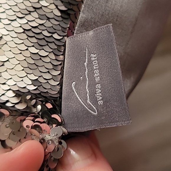 Aviva Stanoff Mermaid Sequin 2 Tone Silver Bundle of 2 Accent Pillows BRAND NEW - Picture 3 of 8